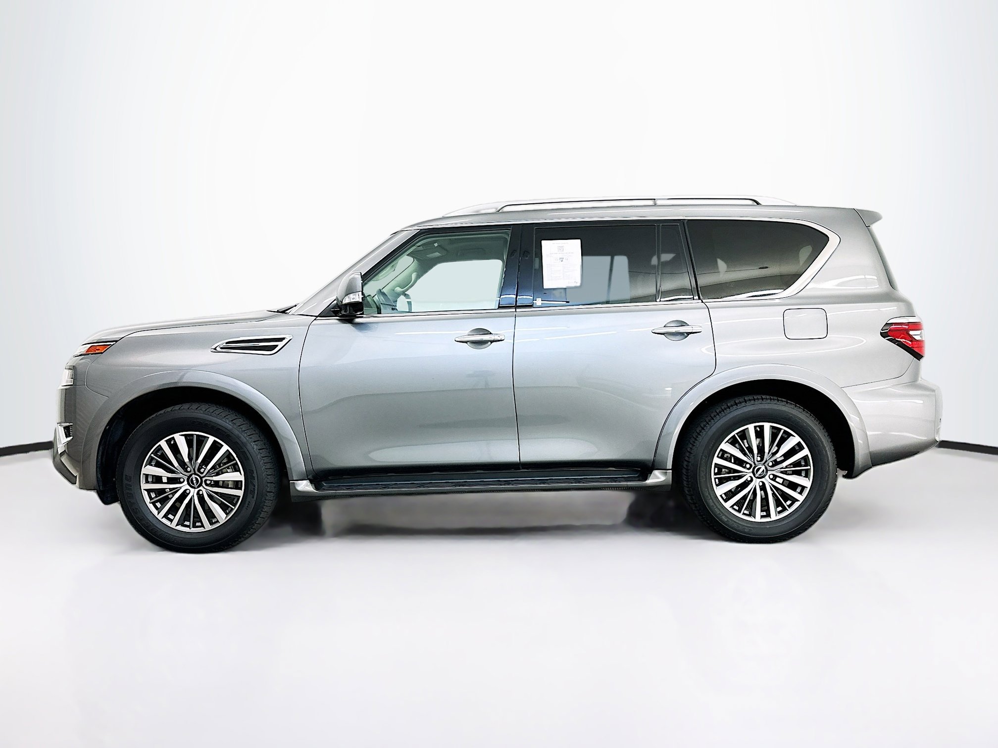 Used 2024 Nissan Armada SL image 4