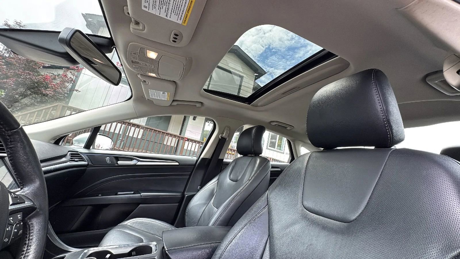 Used 2019 Ford Fusion Titanium image 12