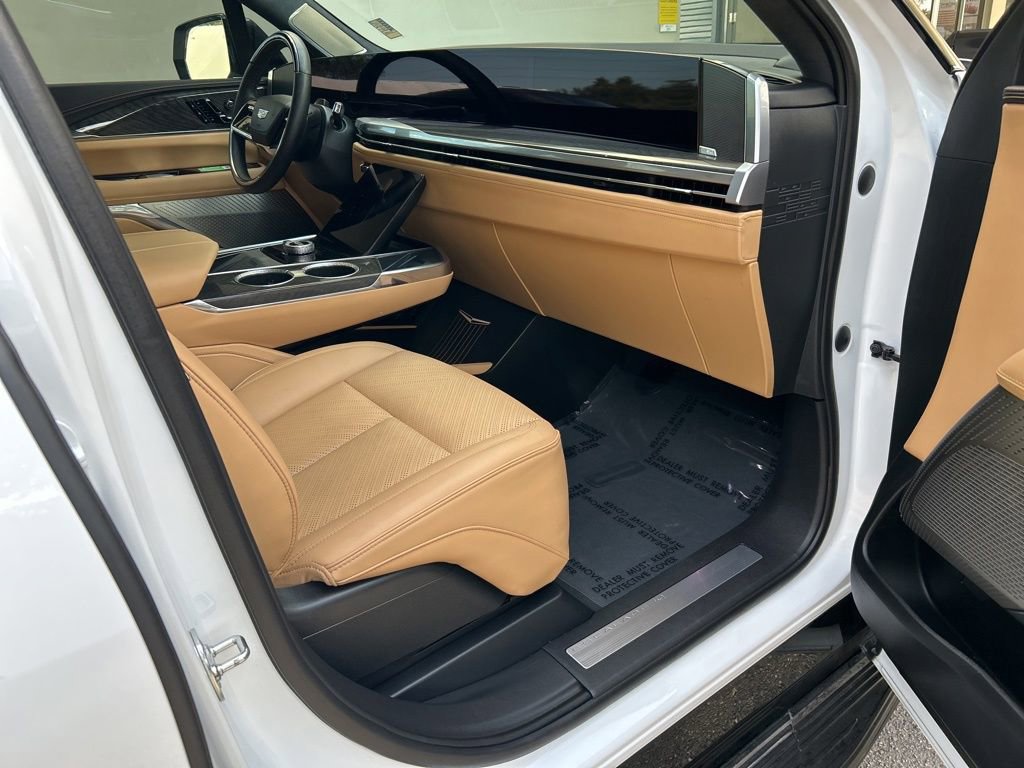 Used 2025 Cadillac Escalade IQ Sport 2 image 26