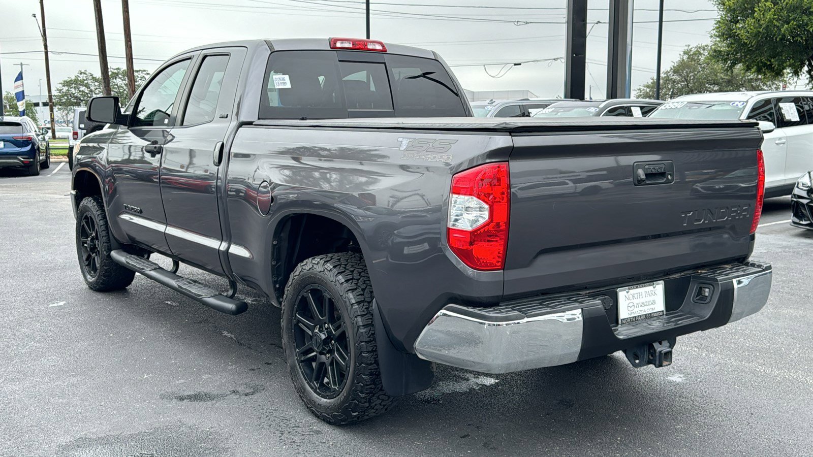 Used 2018 Toyota Tundra SR5 RWD image 6