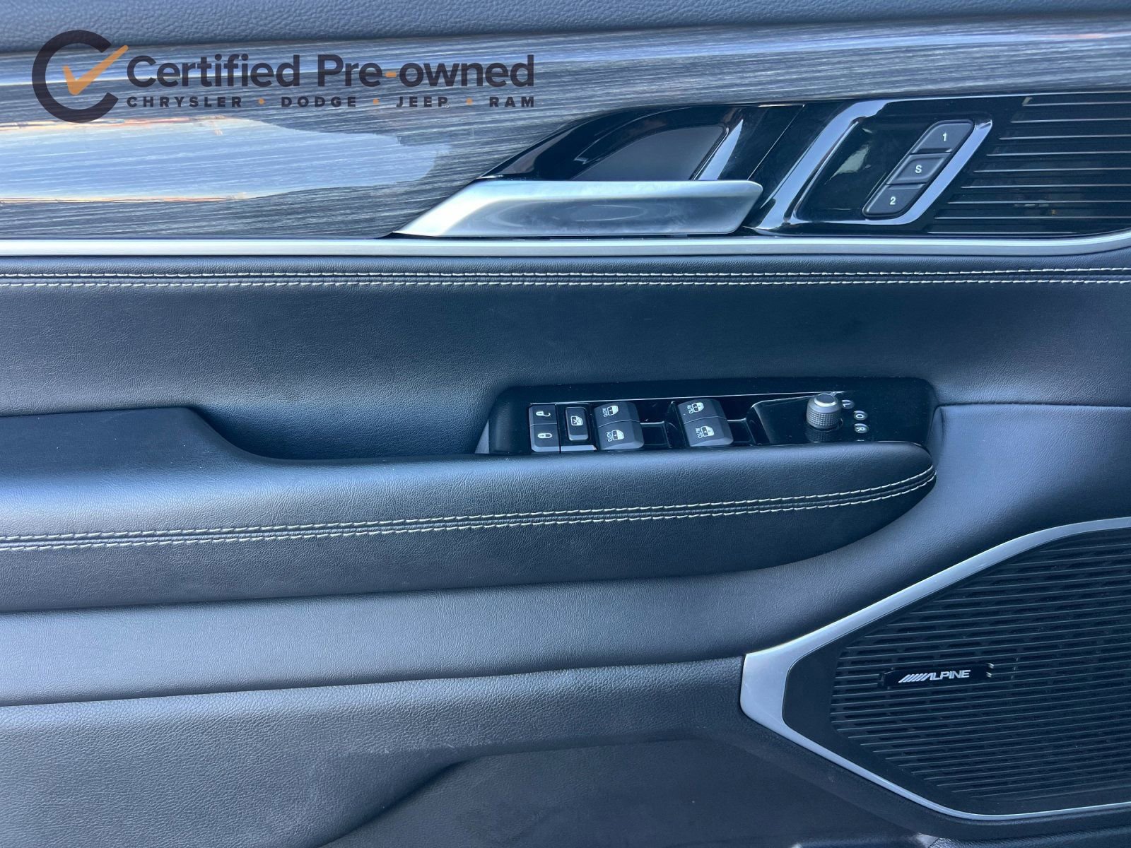 Used 2022 Jeep Wagoneer Series II w/ Convenience Group I image 12