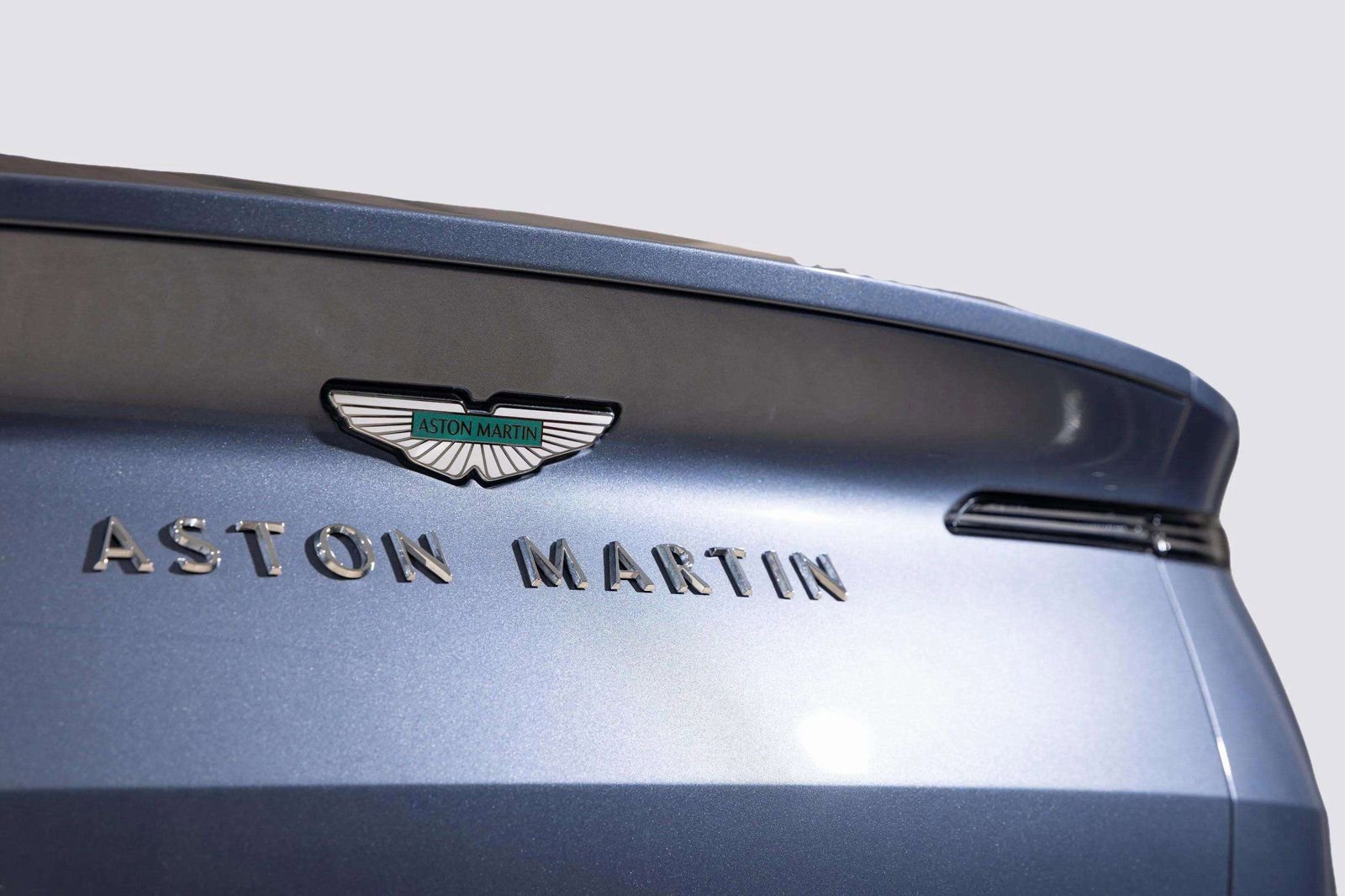 Used 2024 Aston Martin DB12 Convertible image 55
