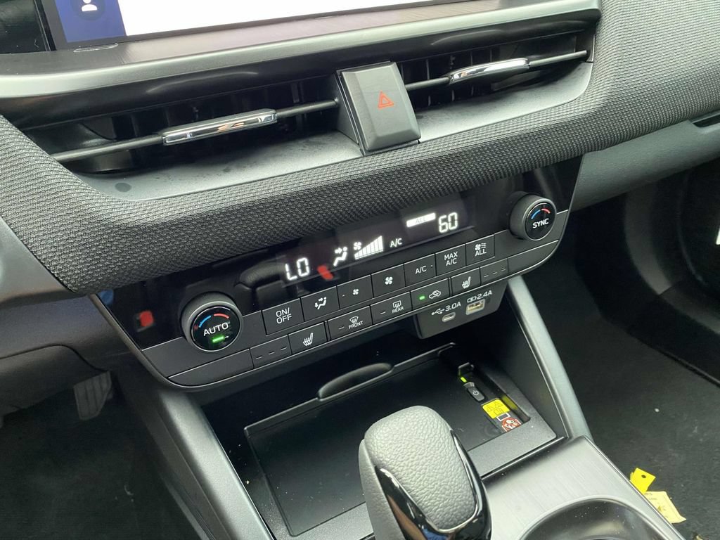 New 2026 Subaru Outback Limited w/ Premium/Limited Package 2 AWD/4WD image 19