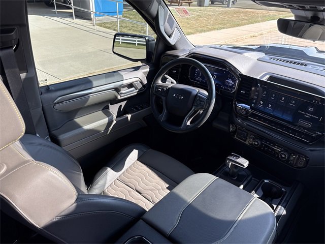 Used 2024 Chevrolet Silverado 1500 ZR2 w/ Technology Package image 22