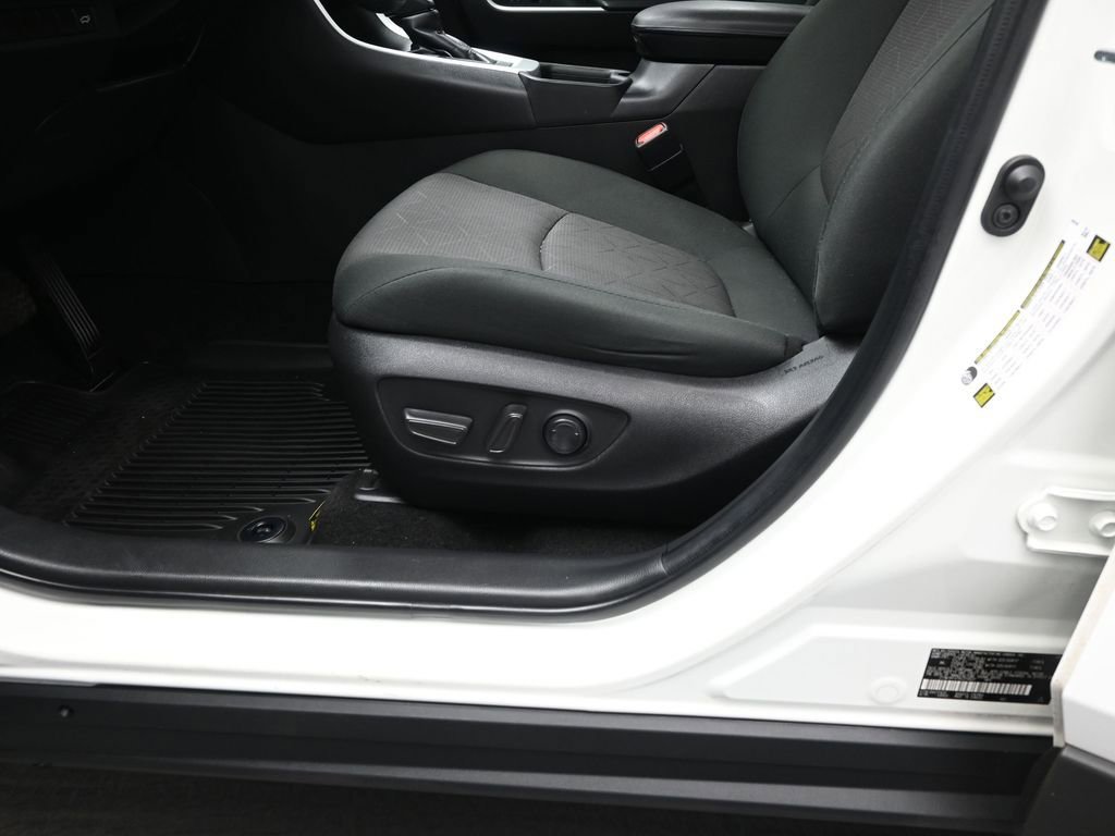 Used 2024 Toyota RAV4 XLE image 10