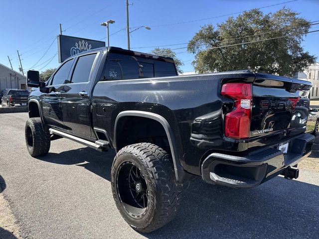 Used 2020 Chevrolet Silverado 2500 High Country w/ Technology Package image 9