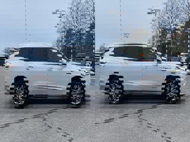 Certified 2023 Buick Enclave Premium w/ Experience Buick Package image 2