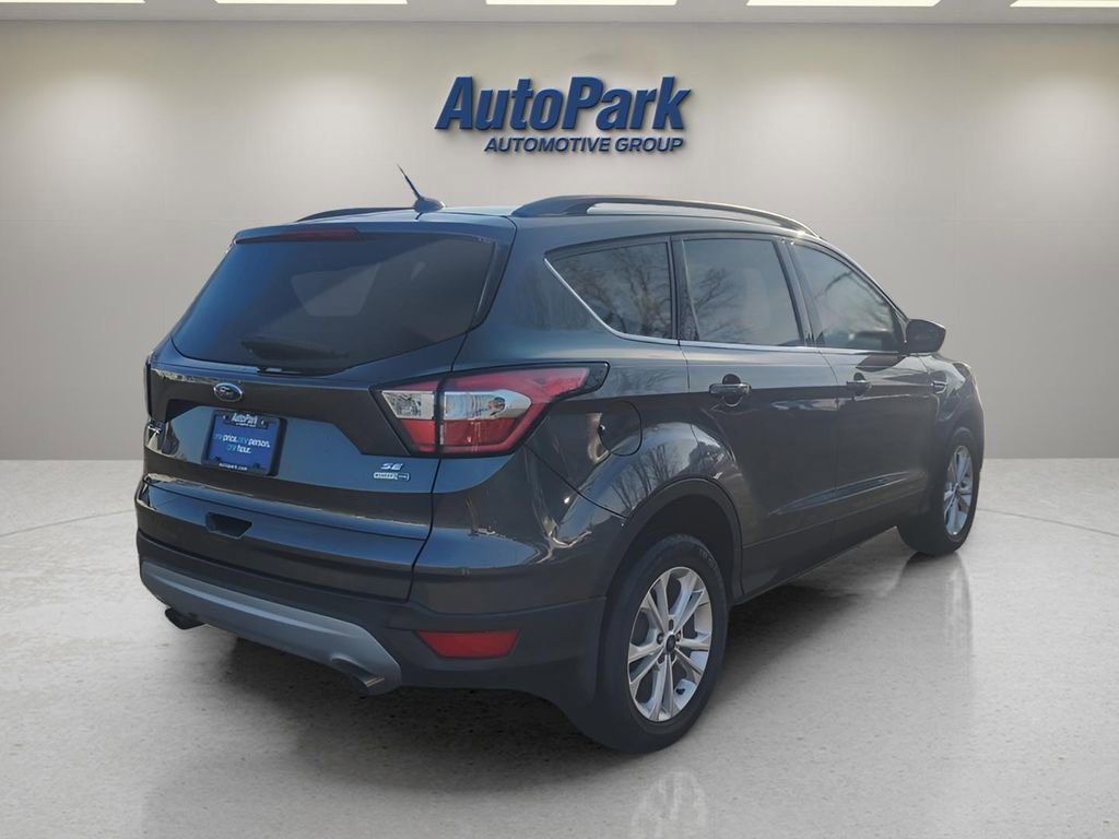 Certified 2018 Ford Escape SE image 7