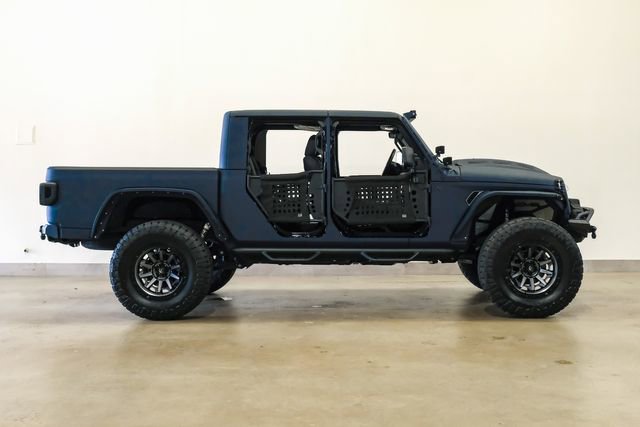 Used 2025 Jeep Gladiator Sport AWD/4WD image 16
