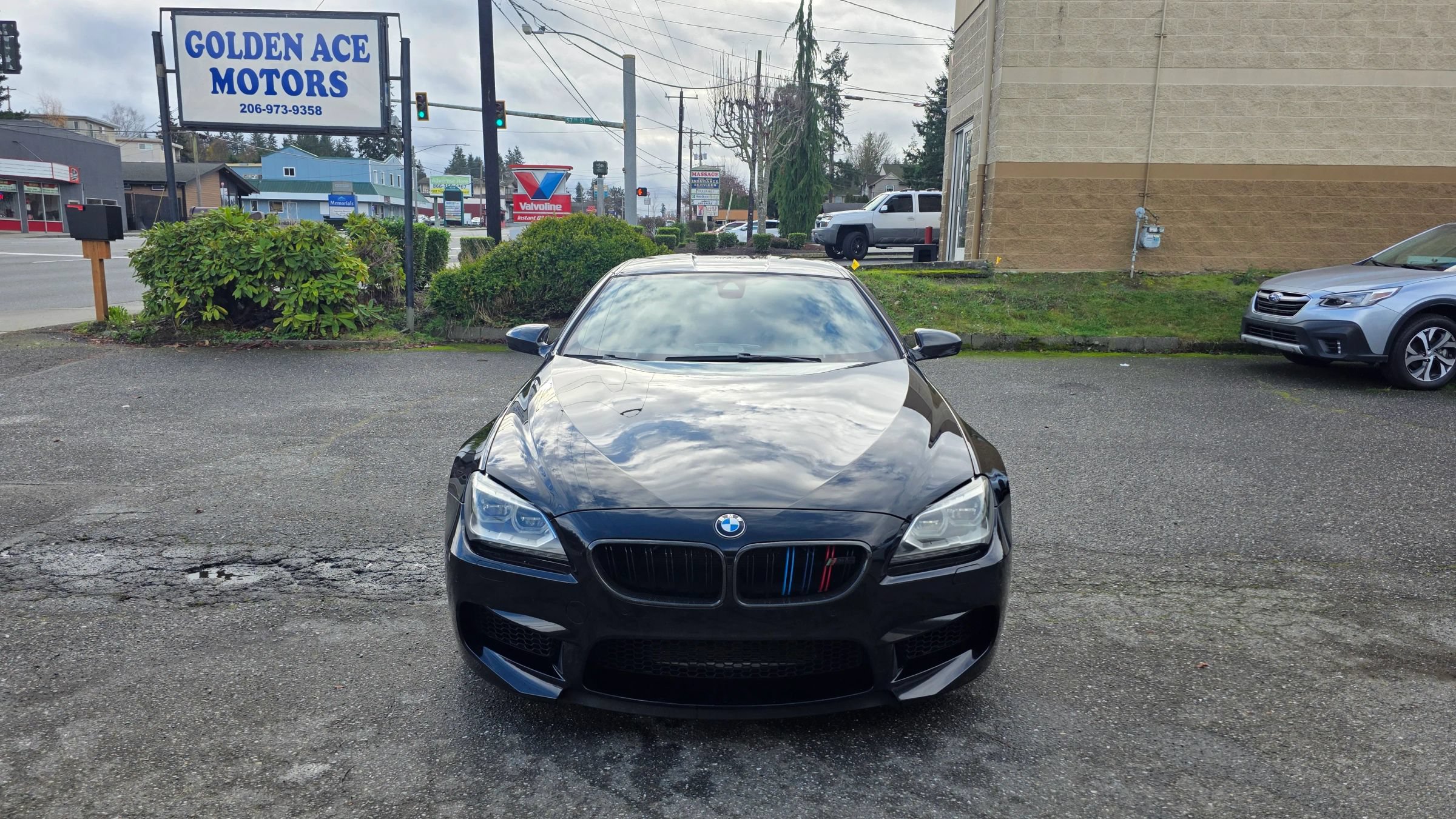 Used 2013 BMW M6 Coupe RWD image 2