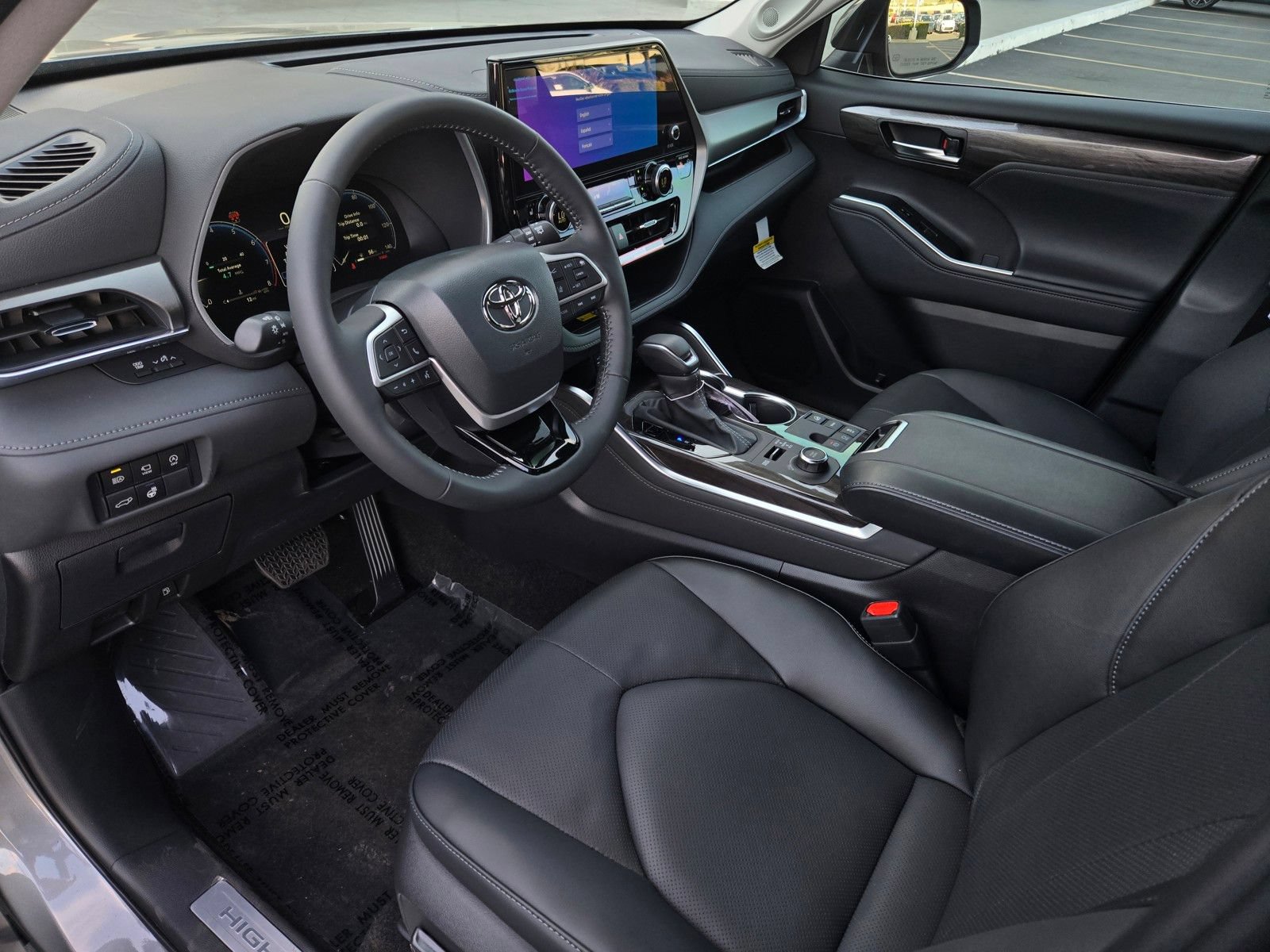 Certified 2026 Toyota Highlander Limited AWD/4WD image 8