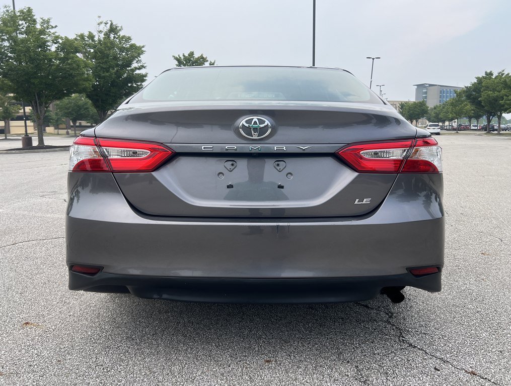 Used 2018 Toyota Camry LE FWD image 4