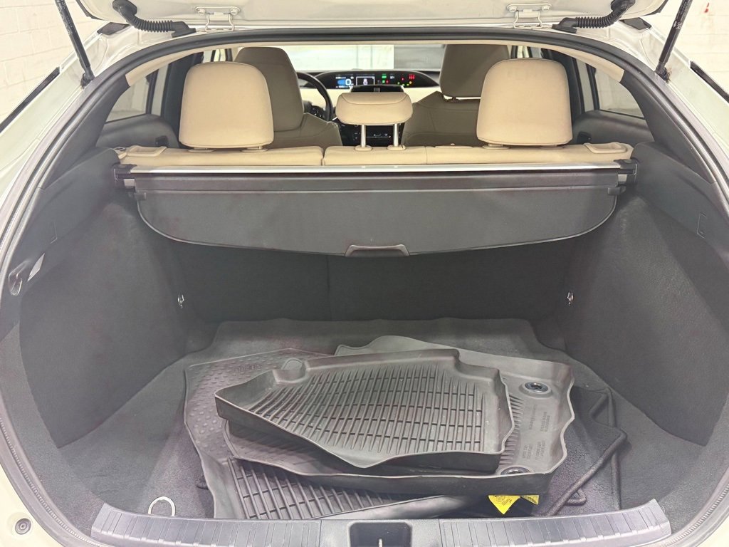 Used 2020 Toyota Prius XLE image 39