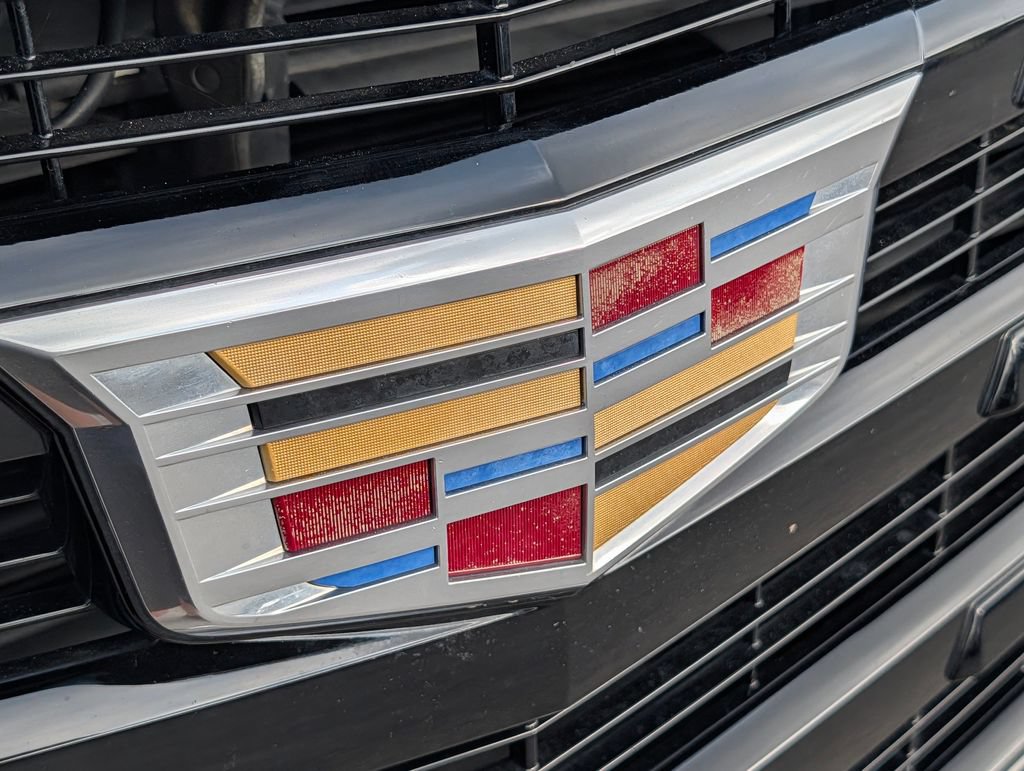 Used 2019 Cadillac Escalade ESV Premium Luxury w/ Escalade Sport Edition AWD/4WD image 37