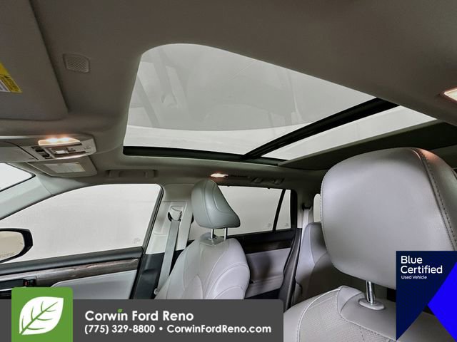 Used 2021 Toyota Highlander Platinum AWD/4WD image 25