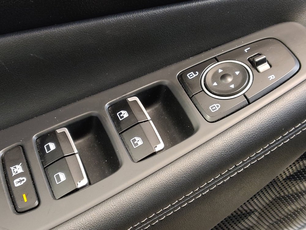 Used 2019 Hyundai Santa Fe FWD image 27