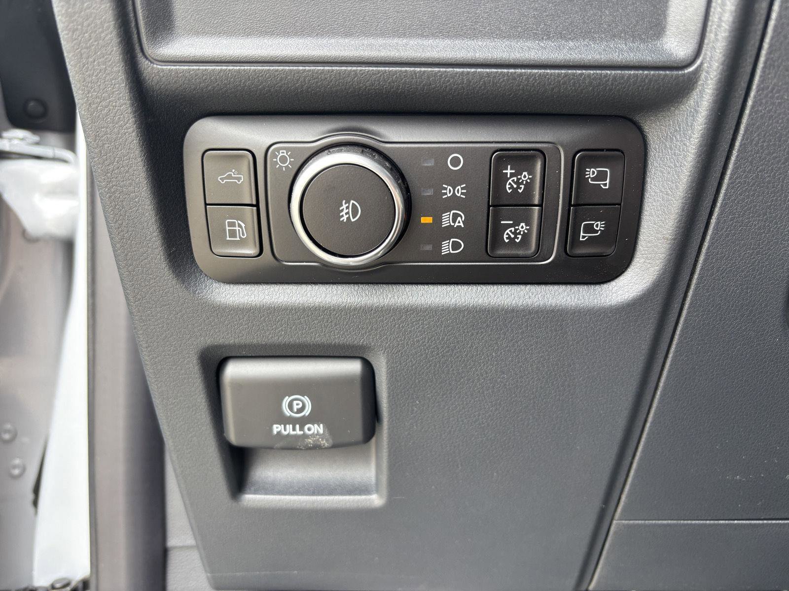 New 2025 Ford F150 XLT w/ Equipment Group 302A MID image 30
