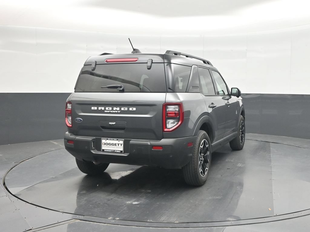 Certified 2025 Ford Bronco Sport Outer Banks w/ Outer Banks Tech Package+ AWD/4WD image 25