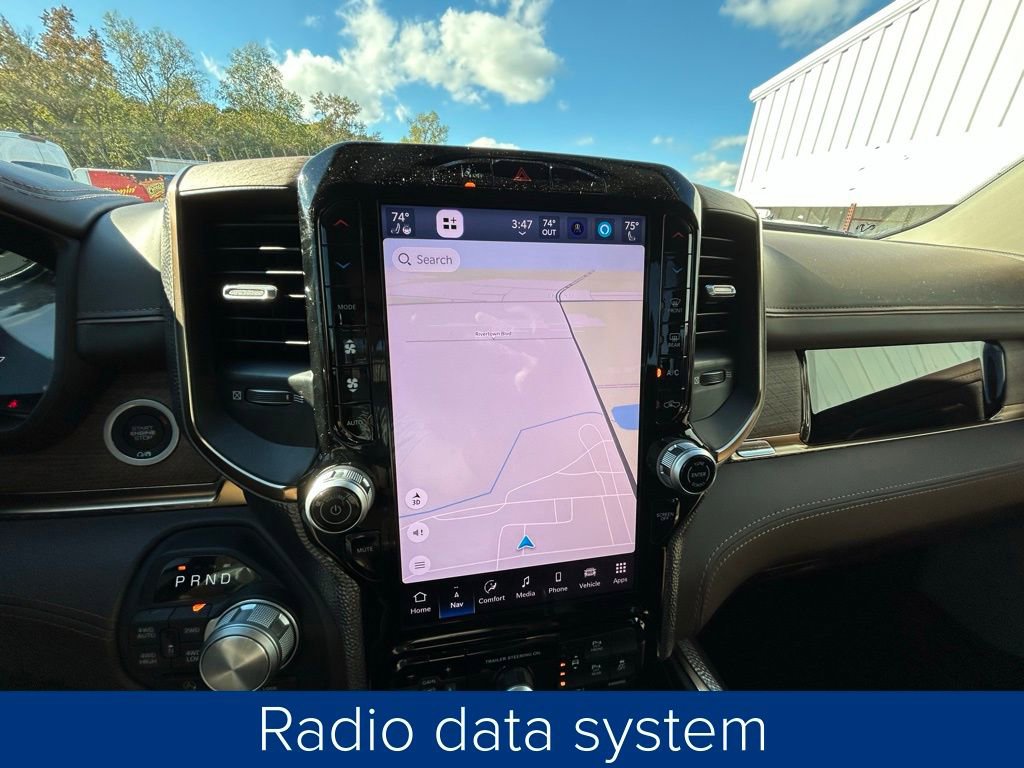 Used 2025 RAM 1500 Limited w/ Trailer Tow Group image 33