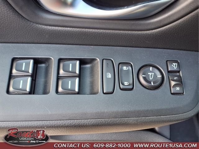 Used 2025 Honda Pilot Elite image 22