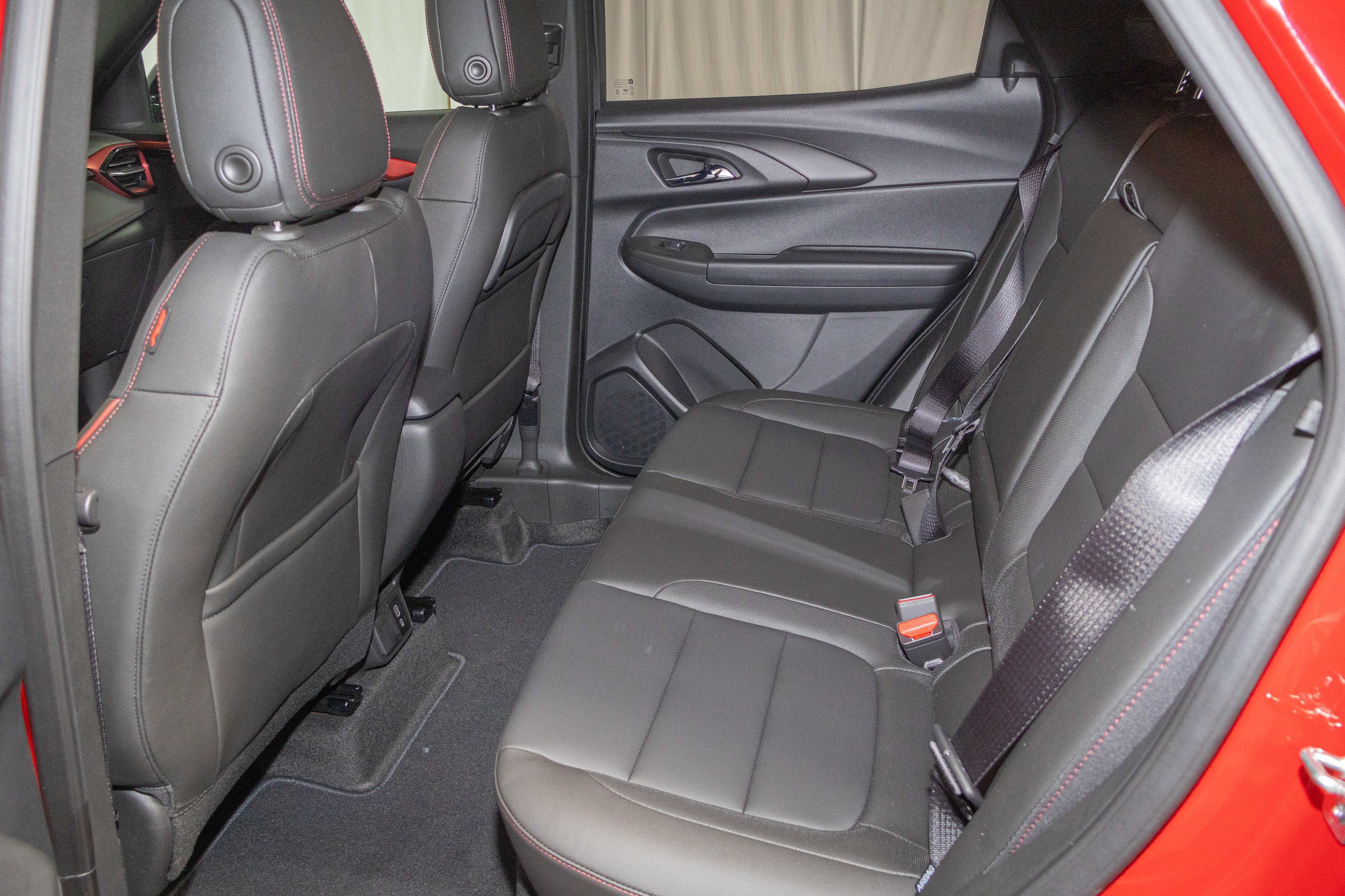 New 2026 Chevrolet TrailBlazer RS w/ Convenience Package FWD image 11