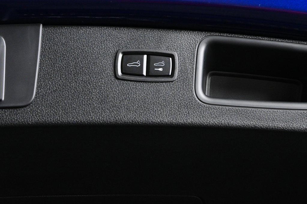 New 2025 Porsche Macan image 33