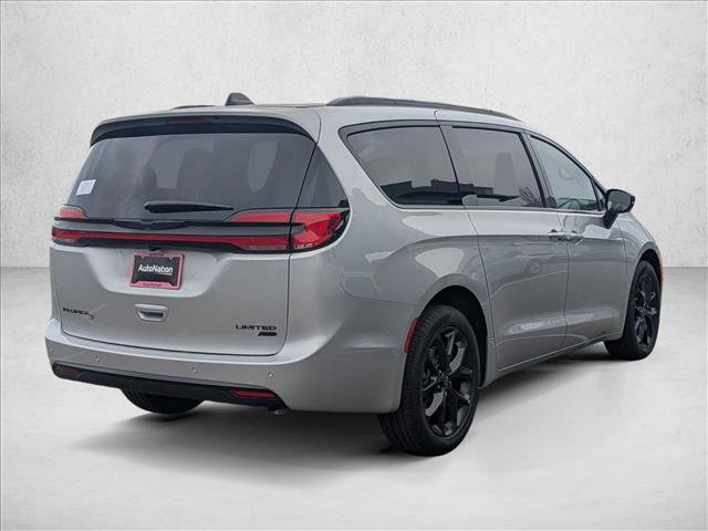 New 2026 Chrysler Pacifica Limited image 2