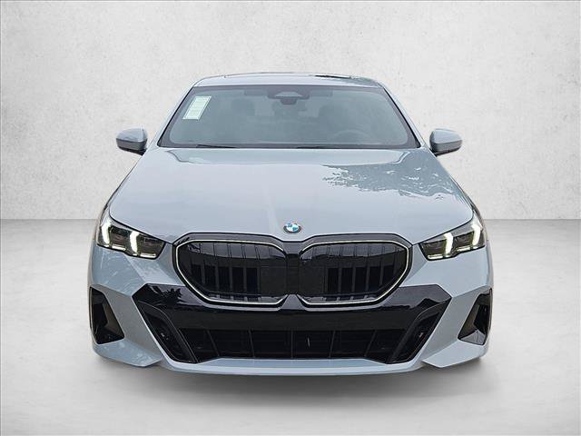 Used 2026 BMW 530i xDrive w/ M Sport Package AWD/4WD image 6