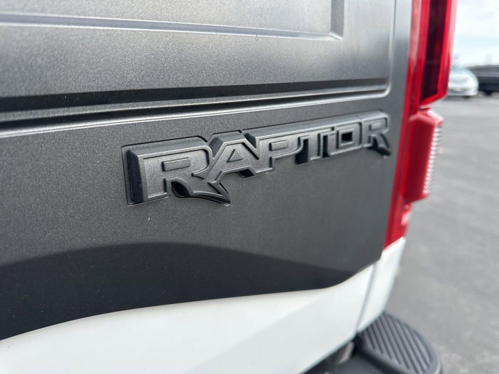 Used 2018 Ford F150 Raptor w/ Equipment Group 802A Luxury image 13