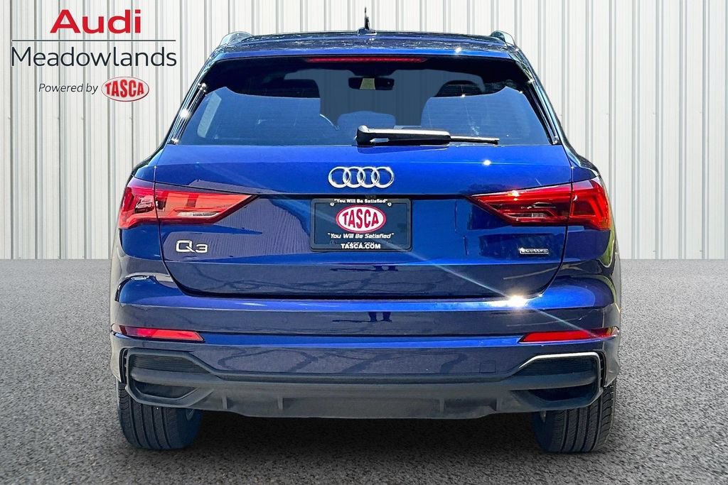 Used 2025 Audi Q3 2.0T Premium w/ Convenience Package AWD/4WD image 5