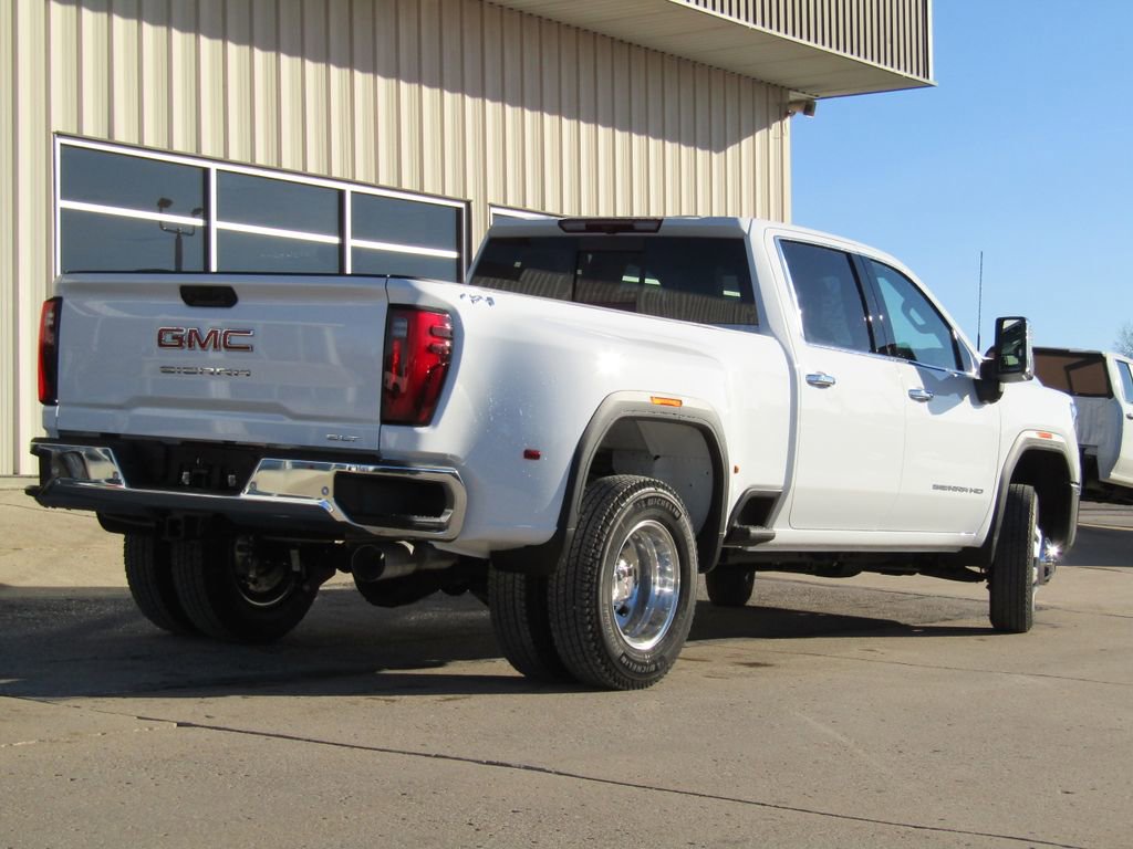 New 2026 GMC Sierra 3500 SLT w/ SLT Convenience Package image 3
