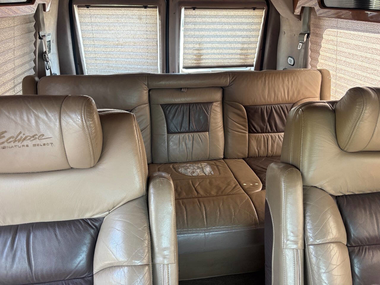 Used 1999 Ford E-250 and Econoline 250 RWD image 13