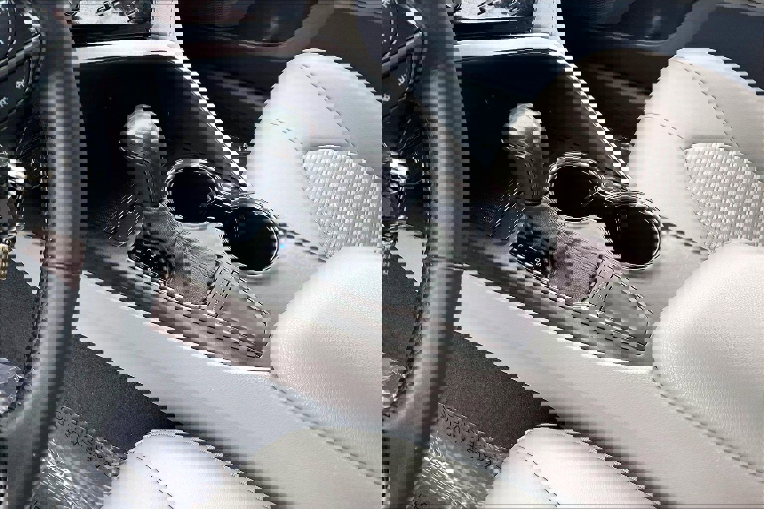 Used 2023 Toyota Camry SE image 22