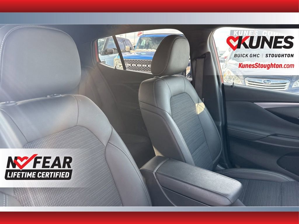 Used 2024 Buick Envista Preferred w/ Advanced Safety Package image 48