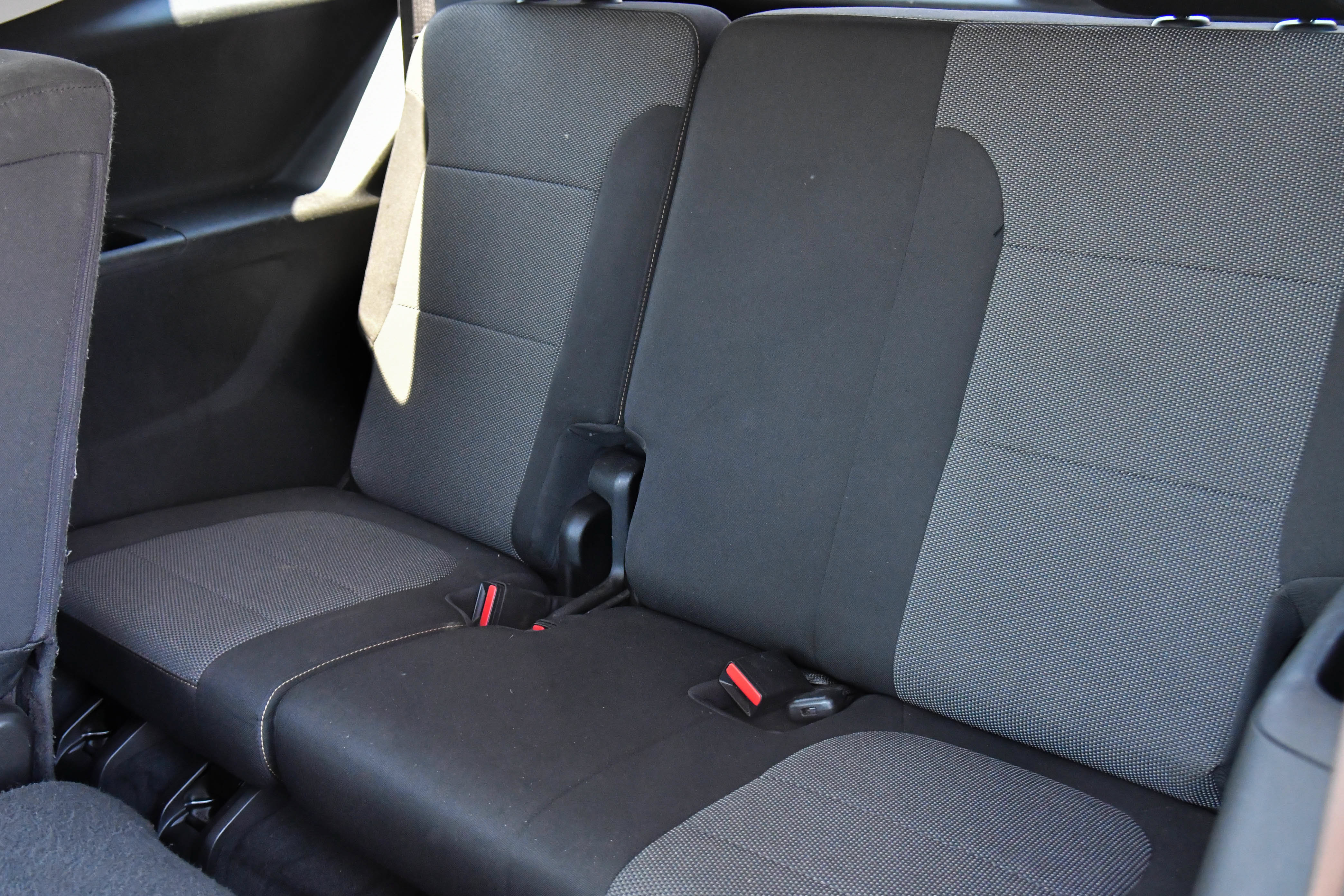 Used 2021 Chevrolet Traverse LS FWD image 33