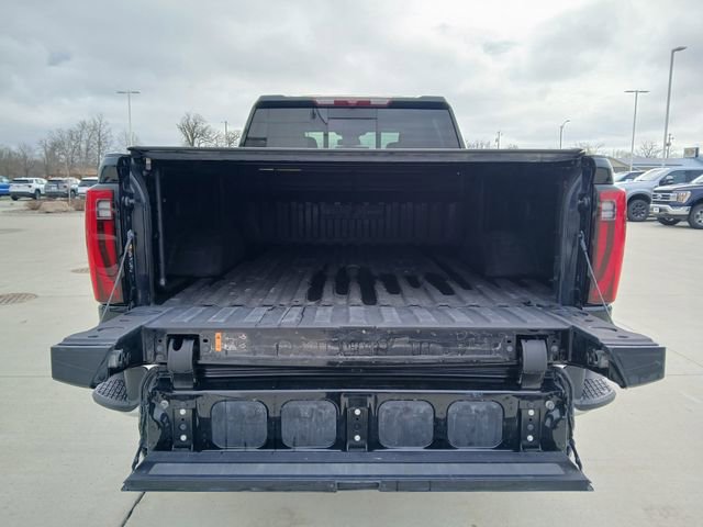 Certified 2024 GMC Sierra 3500 SLT w/ SLT Premium Package AWD/4WD image 19