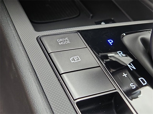 New 2025 Hyundai Elantra SEL image 15