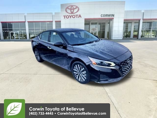 Used 2025 Nissan Altima 2.5 SV image 8