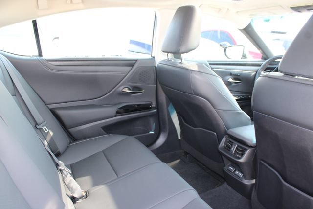 Certified 2024 Lexus ES 350 w/ Premium Package FWD image 7