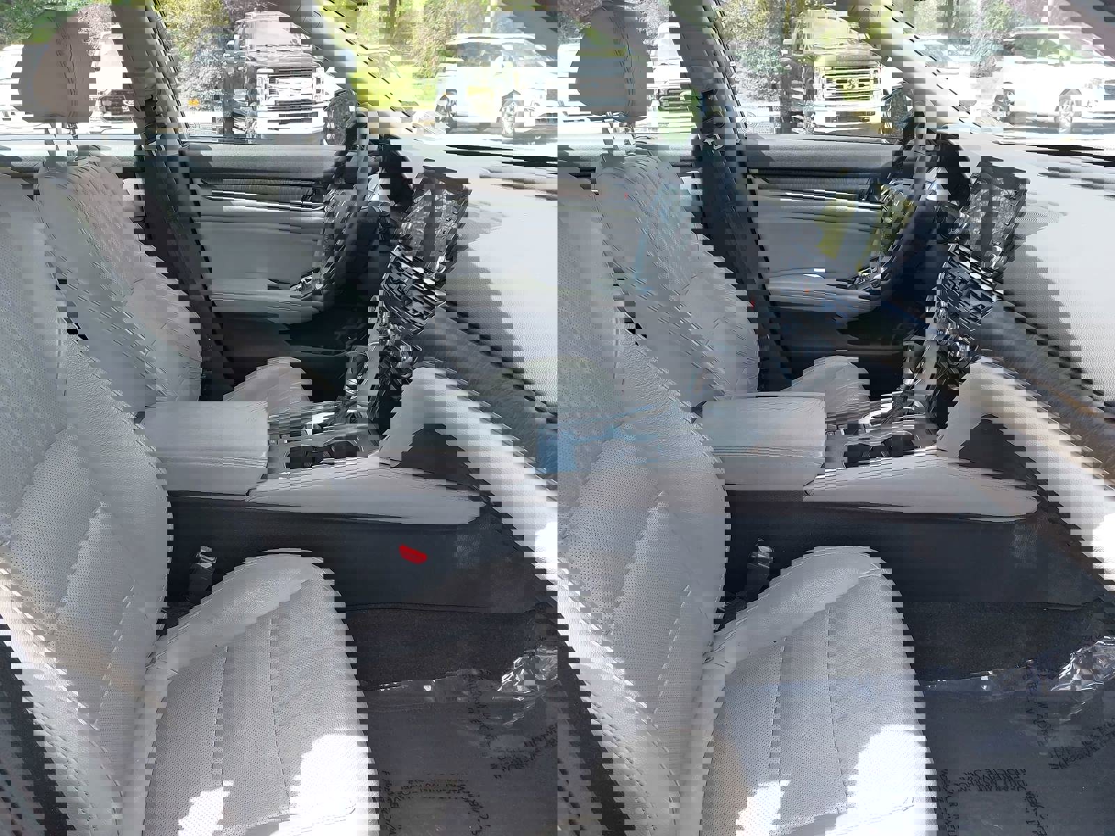 Used 2018 Honda Accord EX-L image 10