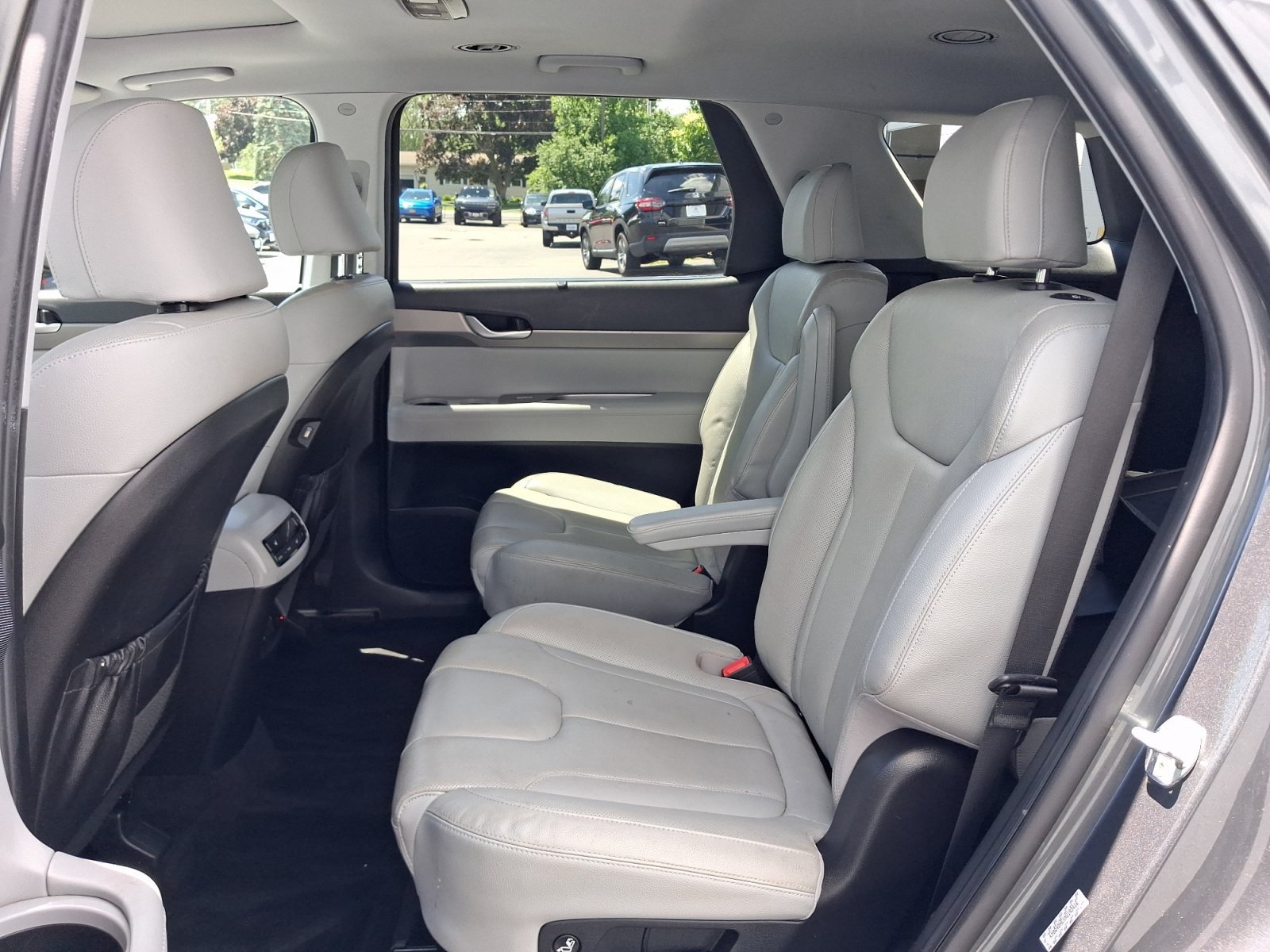 Used 2021 Hyundai Palisade SEL w/ Premium Package AWD/4WD image 18