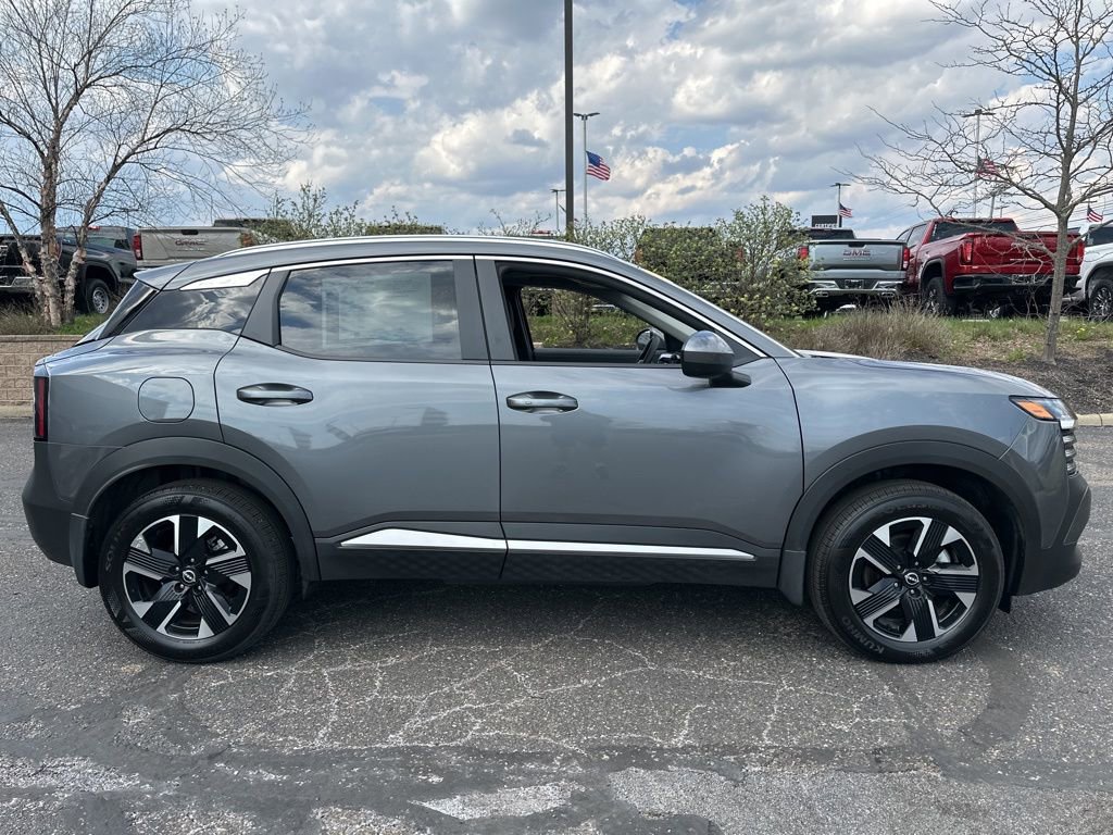 Used 2025 Nissan Kicks SV w/ SV Premium Package image 15