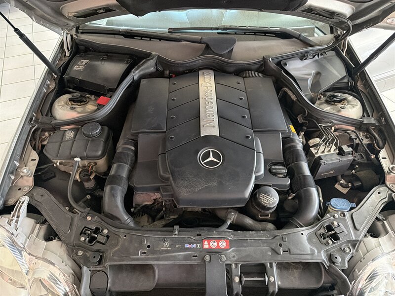 Used 2005 Mercedes-Benz CLK 500 Cabriolet image 27