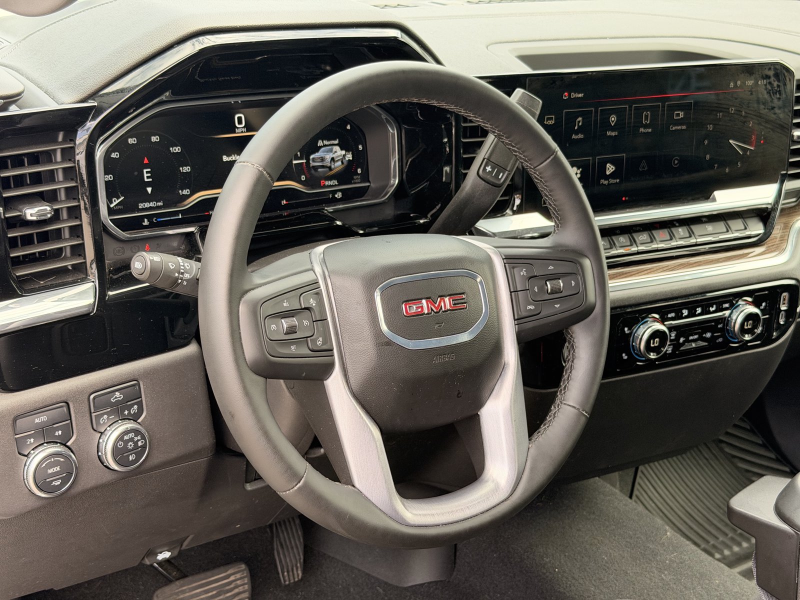 Used 2024 GMC Sierra 1500 Elevation AWD/4WD image 17