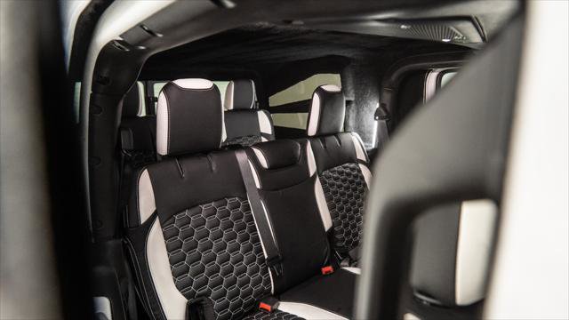 Used 2025 Jeep Gladiator Sport image 31