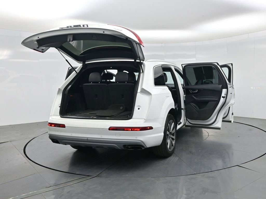 Used 2018 Audi Q7 3.0T Premium Plus w/ Premium Plus Package AWD/4WD image 35