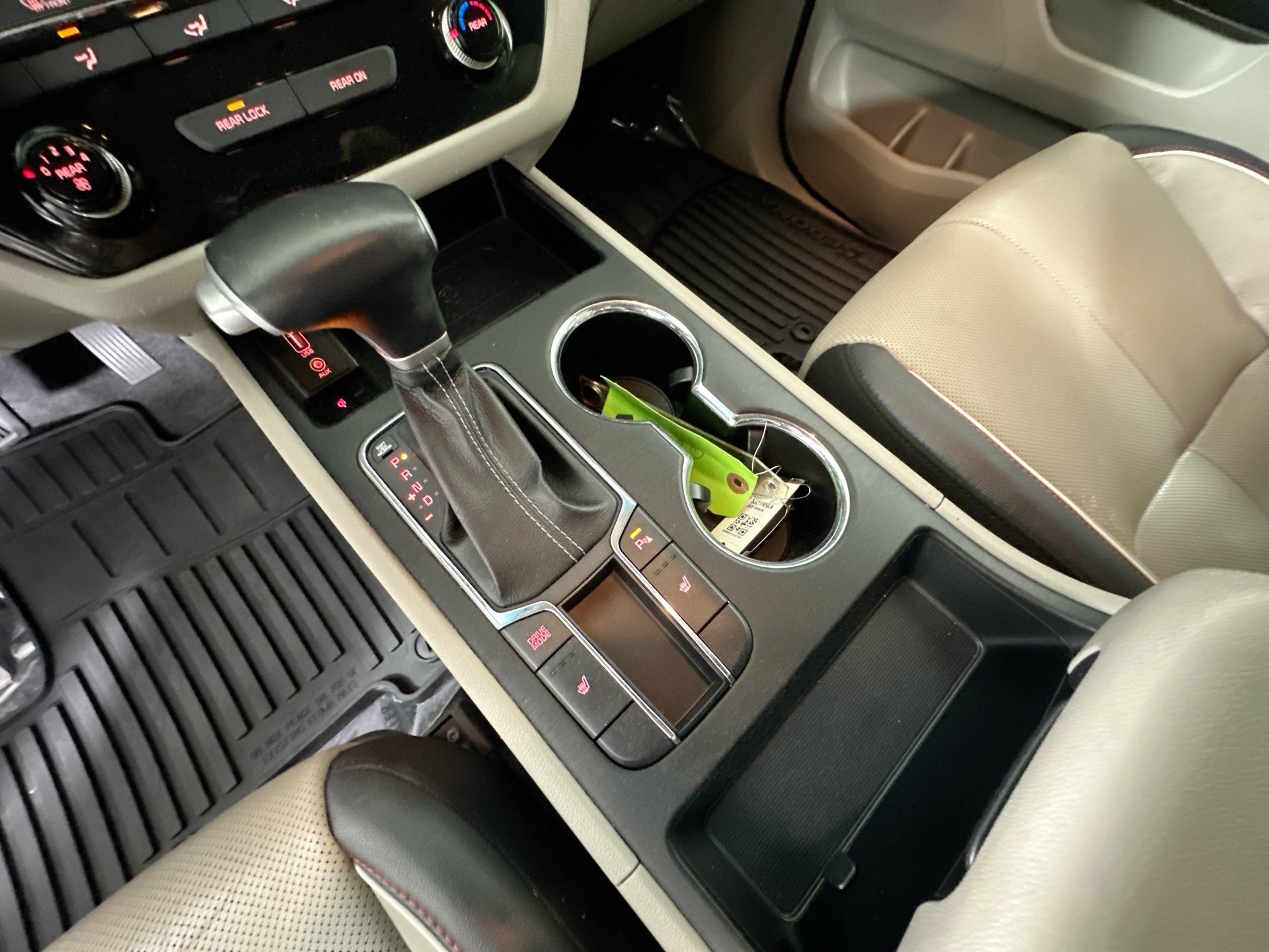 Used 2020 Kia Sedona EX FWD image 22