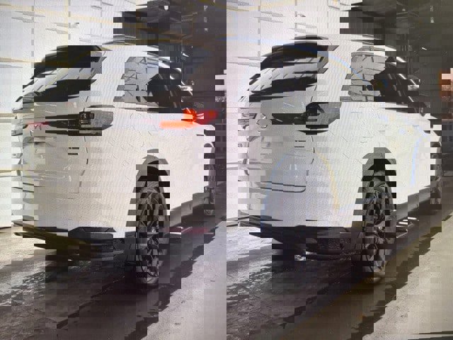 Used 2025 MAZDA CX-90 Plug-In Hybrid w/Premium Sport image 4