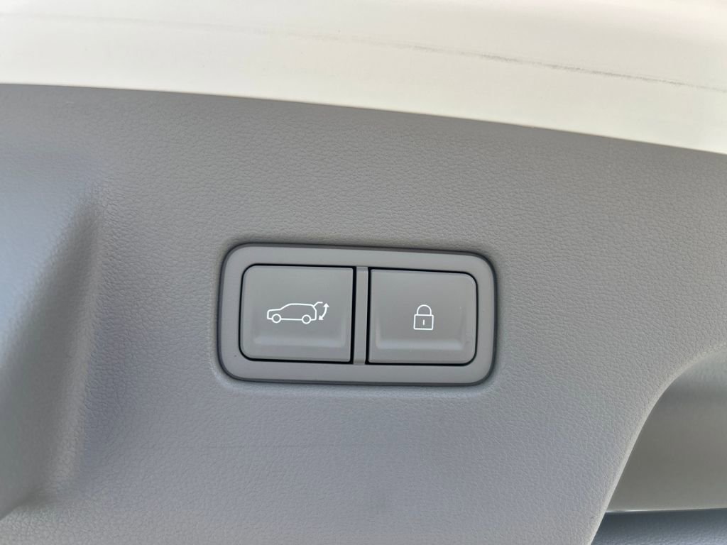 Used 2026 Hyundai Palisade SEL FWD image 31
