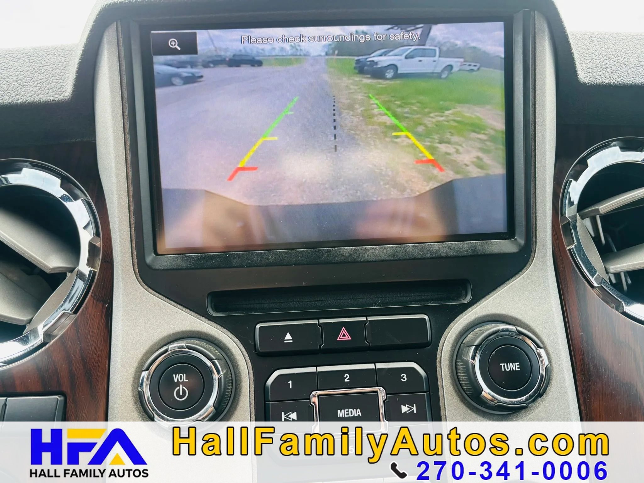 Used 2014 Ford F250 Lariat w/ Lariat Interior Package AWD/4WD image 19